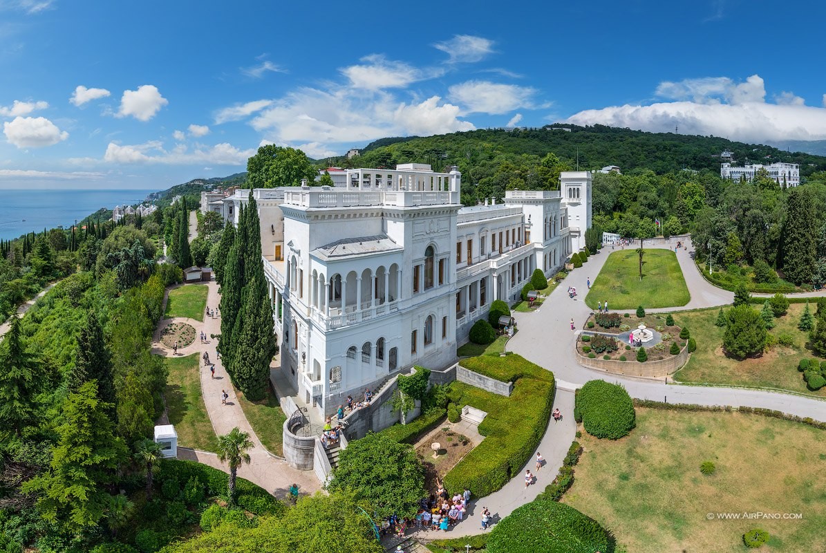 Ливадийский дворец в Крыму. История, цены и выставки